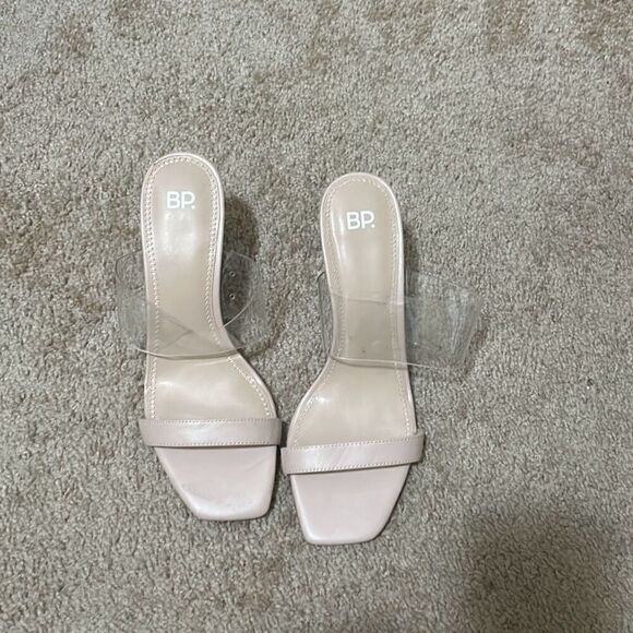 BP Women's Size 10 Clear Block Heel Strappy Sandals Nude Beige Contemporary New - Picture 9 of 9